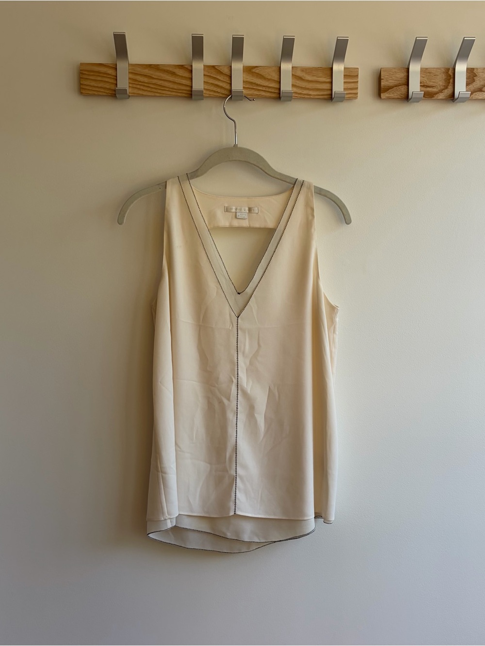 cooper & ella Cream V-Neck Sleeveless Camisole